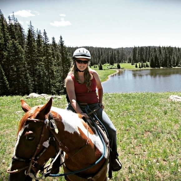 Meet your Posher, Raelee - Picture 1 of 1